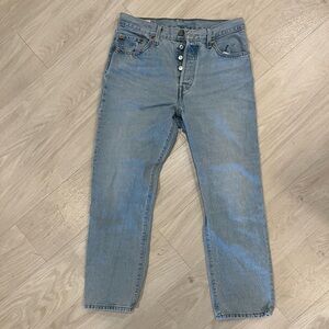 Levis 501 mom jeans
